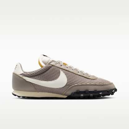 Nike Waffle Racer SE Herrenschuh – Moon Fossil/Shadow Brown/Coconut Milk/Sail