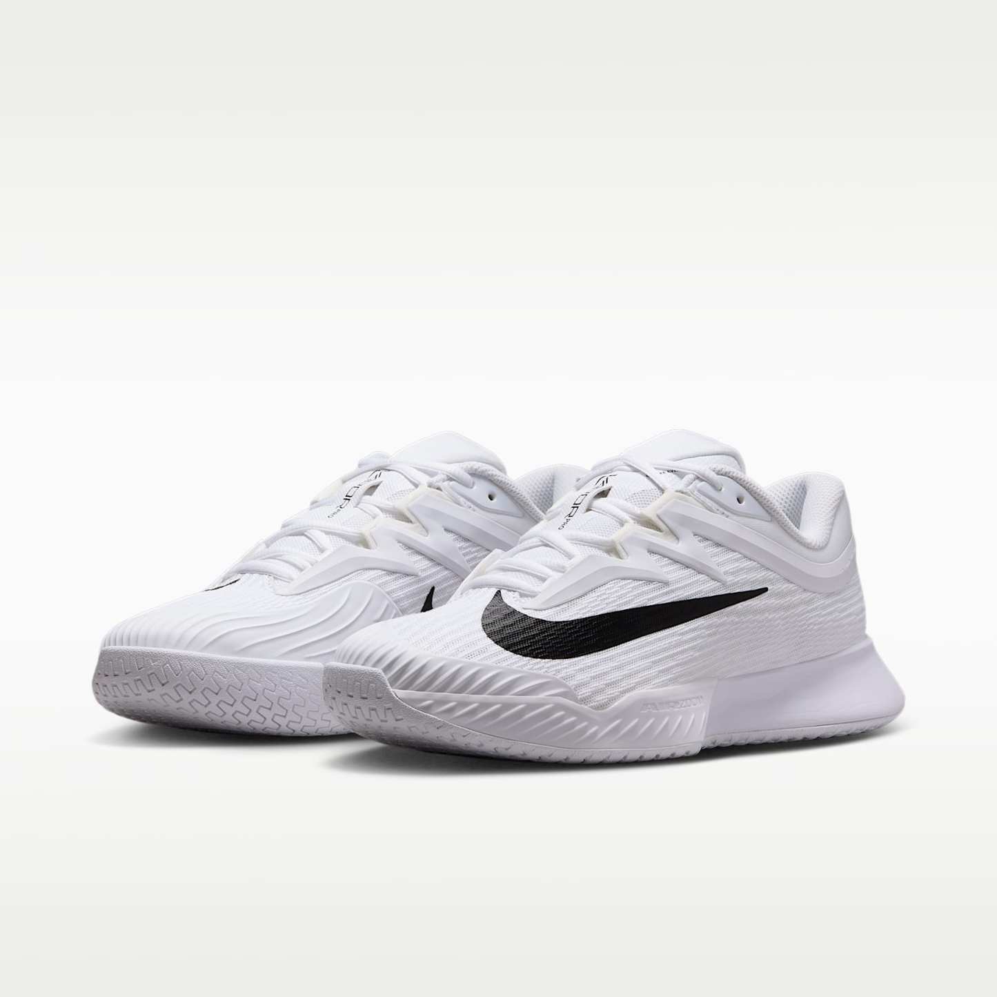 Nike Vapor Pro 3 Tennisschuh für Hartplätze (Damen) – Weiß/Schwarz