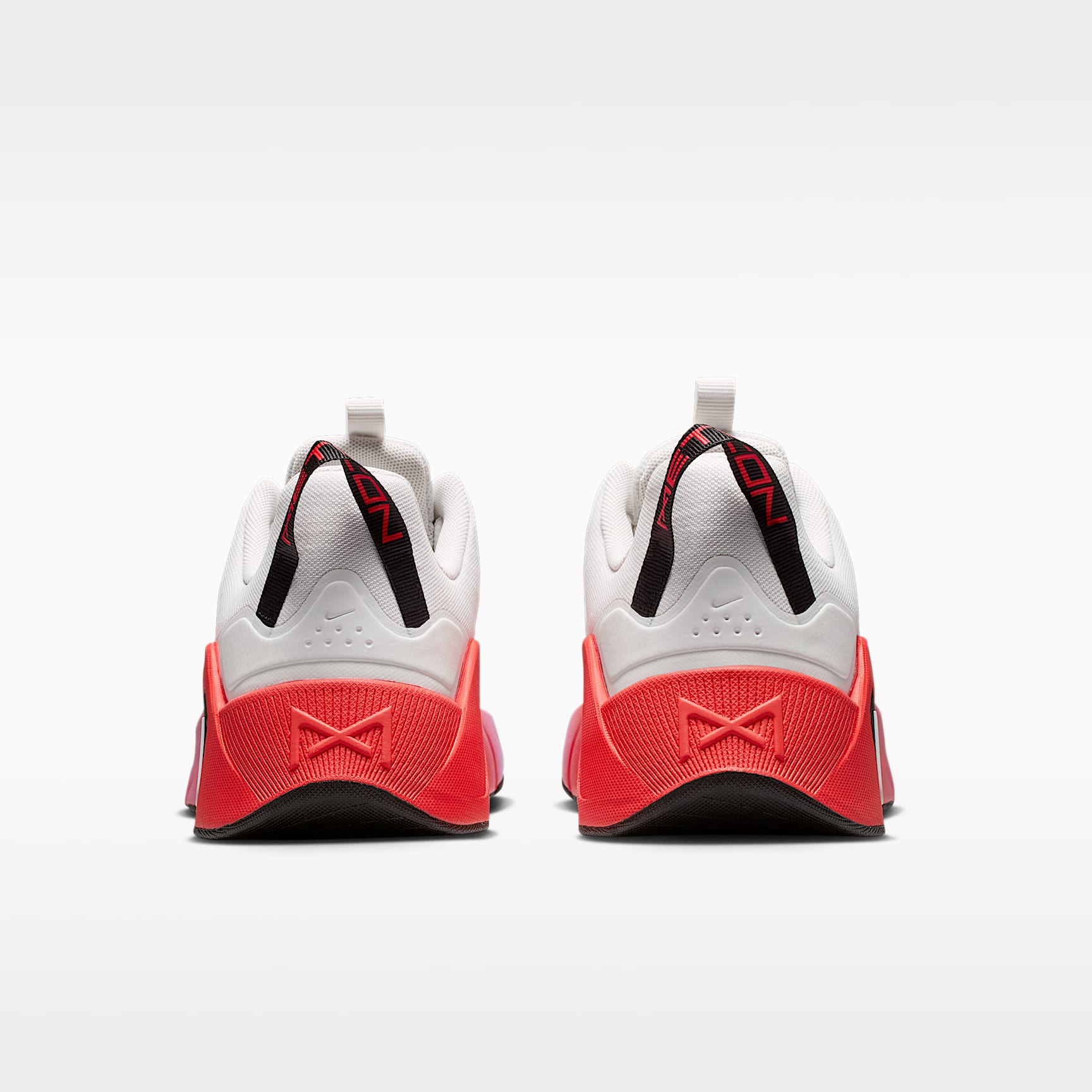 Nike Free Metcon 7 Trainingsschuhe (Damen) – Platinum Tint/Light Magenta/Light Crimson/Weiß