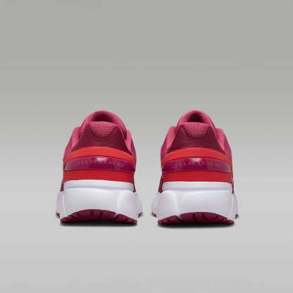 Jordan Trunner Flow Damenschuhe – Sweet Beet/Pale Ivory/Desert Berry/Track Red