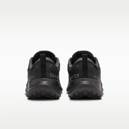 Nike Juniper Trail 2 GORE-TEX wasserfester Traillaufschuh (Damen) – Schwarz/Anthracite/Cool Grey