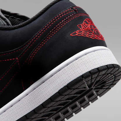 Air Jordan 1 Low Herrenschuh – Schwarz/Weiß/University Red