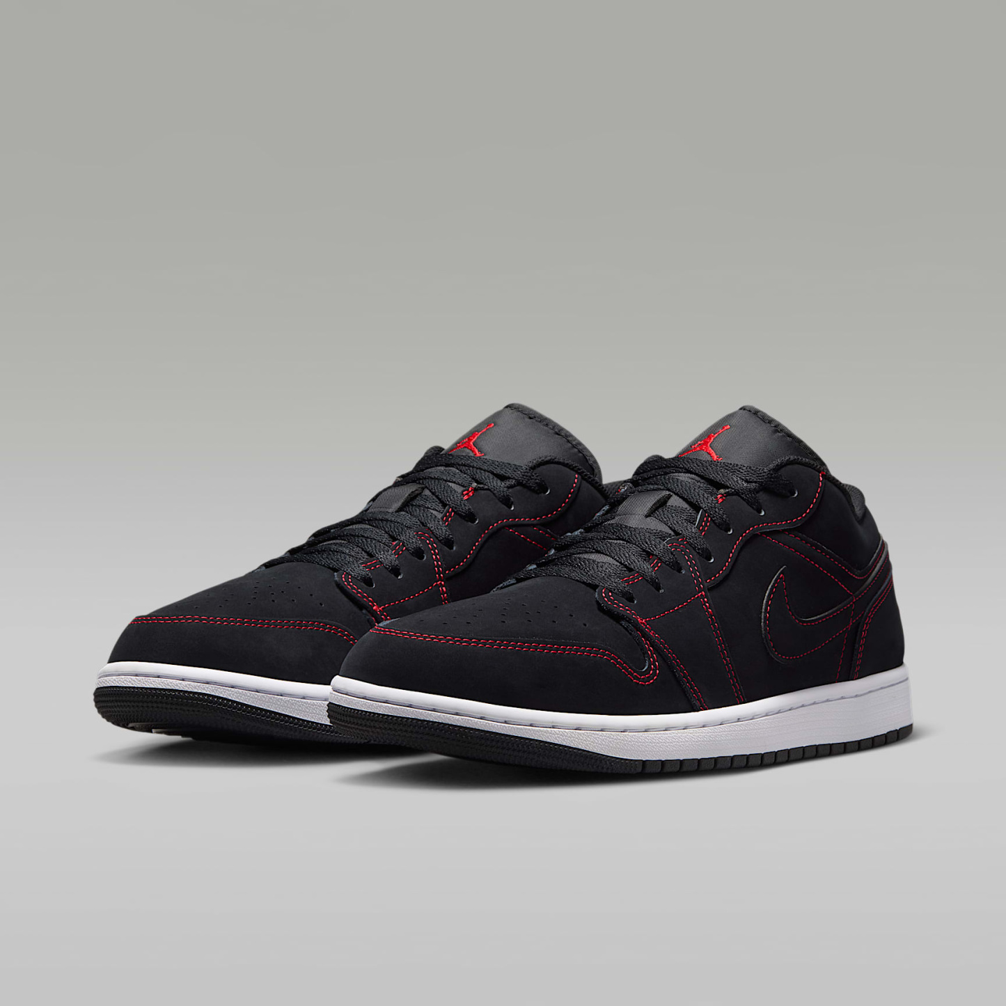Air Jordan 1 Low Herrenschuh – Schwarz/Weiß/University Red