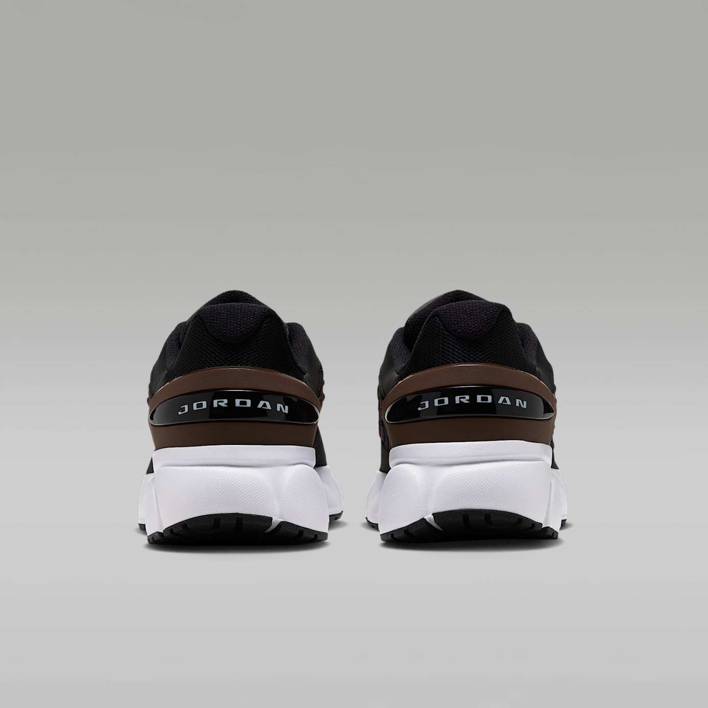 Jordan Trunner Flow Damenschuhe – Schwarz/Cacao Wow/Cacao Wow/Weiß