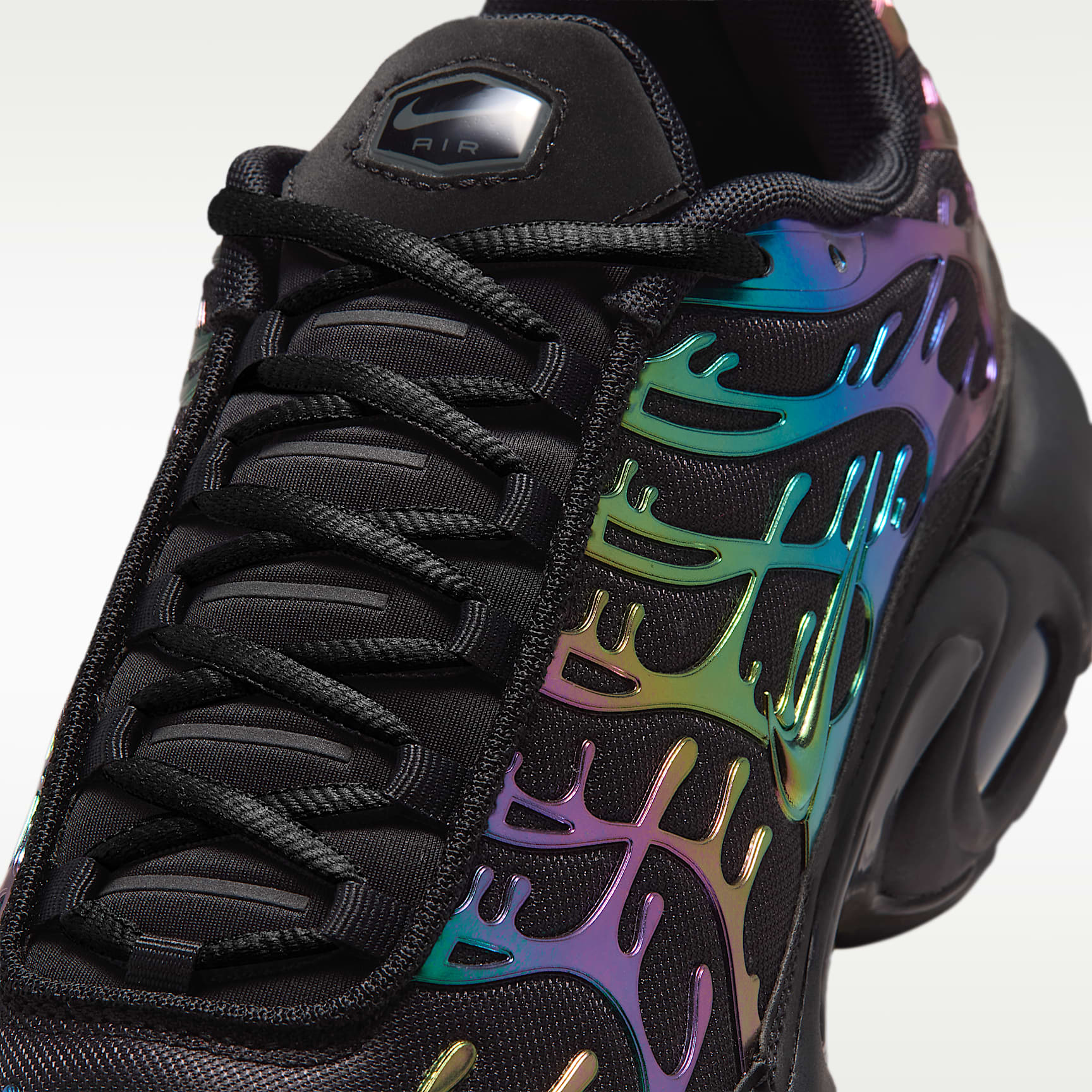 Nike Air Max Plus Premium Schuh (Herren) – Schwarz/Multi-Color/Anthracite/Schwarz