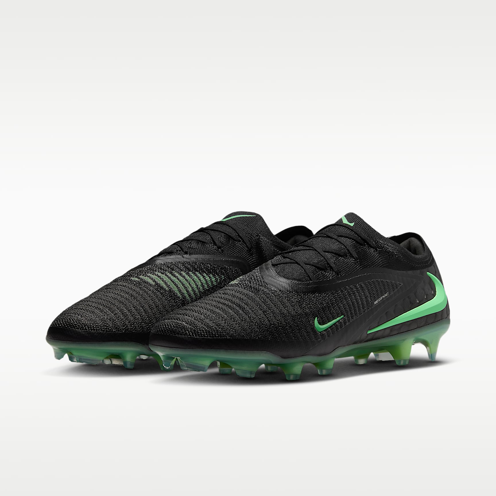 Nike Phantom 6 Low Elite Fußballschuh für normalen Rasen – Schwarz/Schwarz/Illusion Green