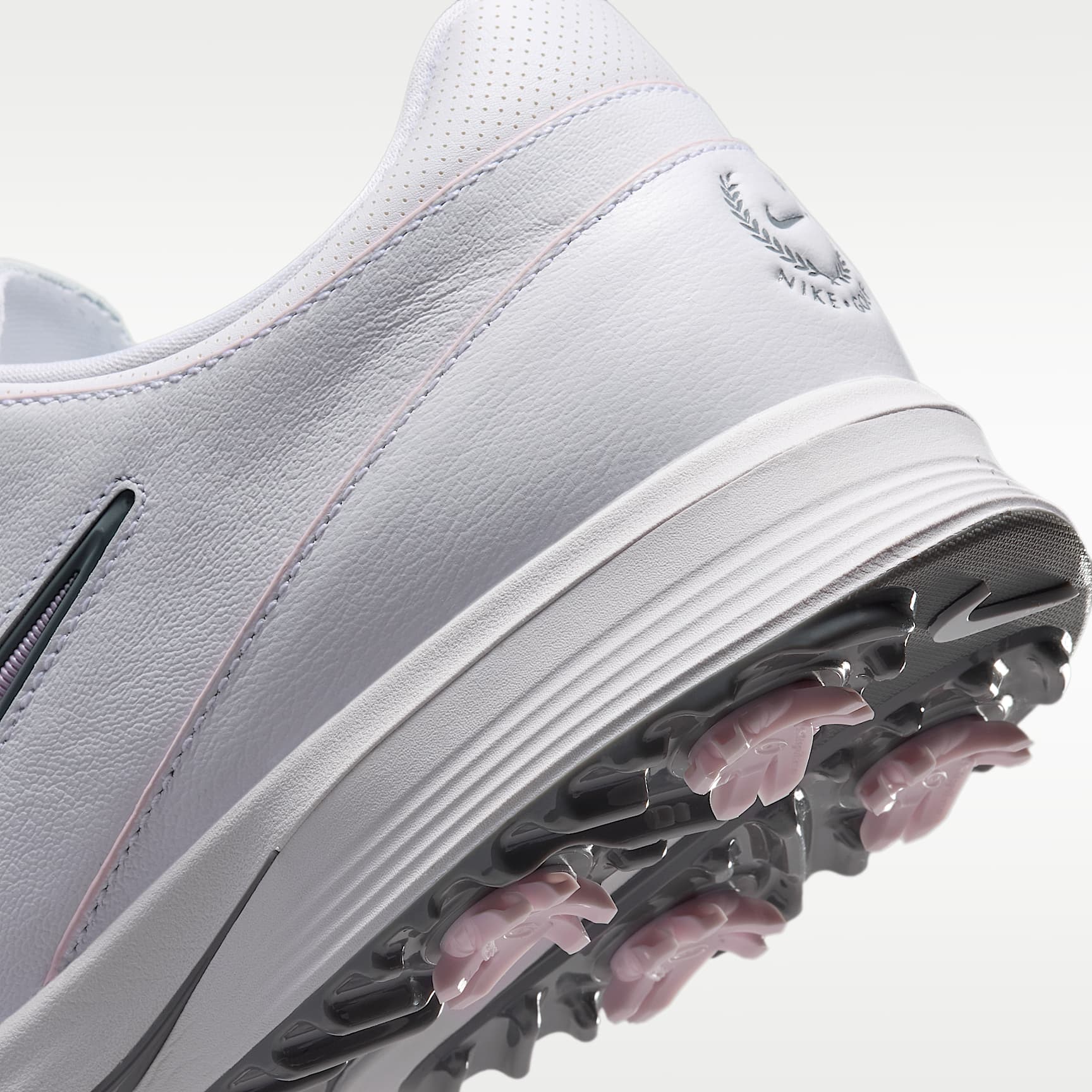 Nike Victory Tour 4 Golfschuh – Weiß/Weiß/Cool Grey/Bleached Lilac