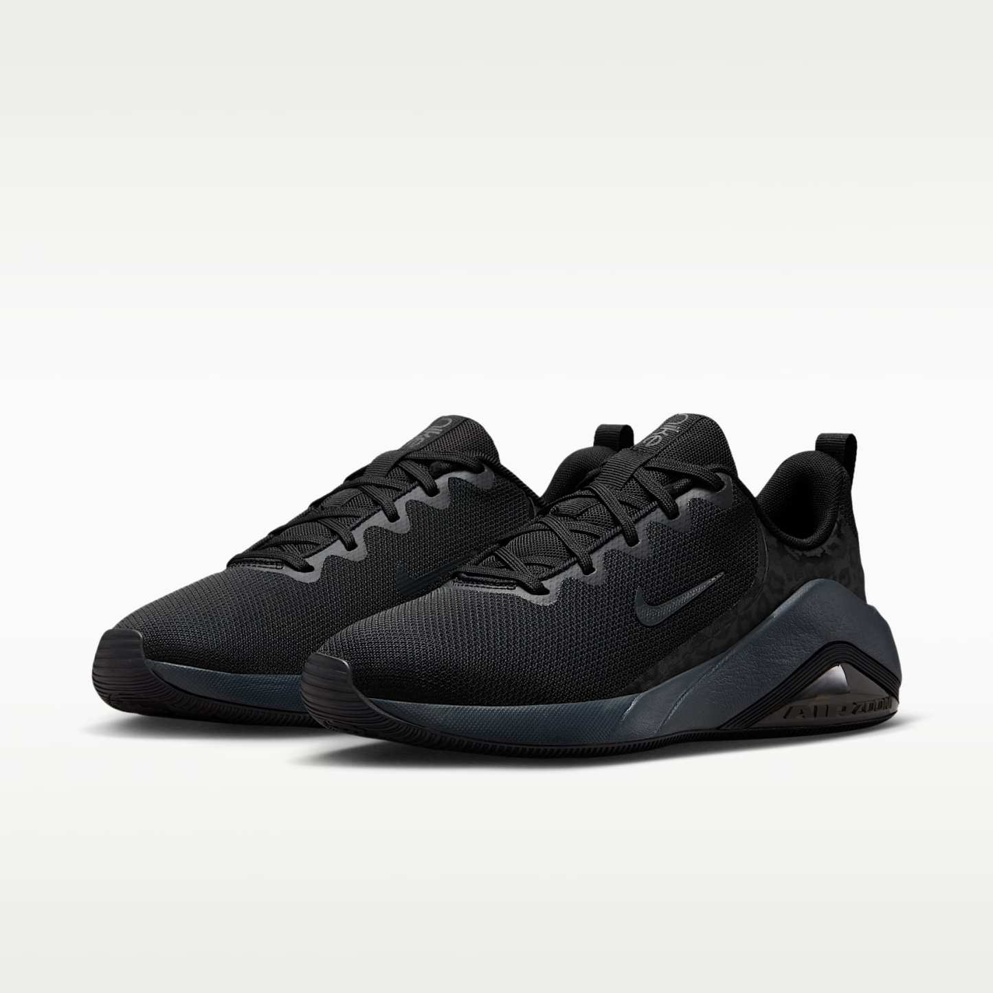 Nike Bella 7 Workout-Schuh (Damen) – Schwarz/Schwarz/Anthracite
