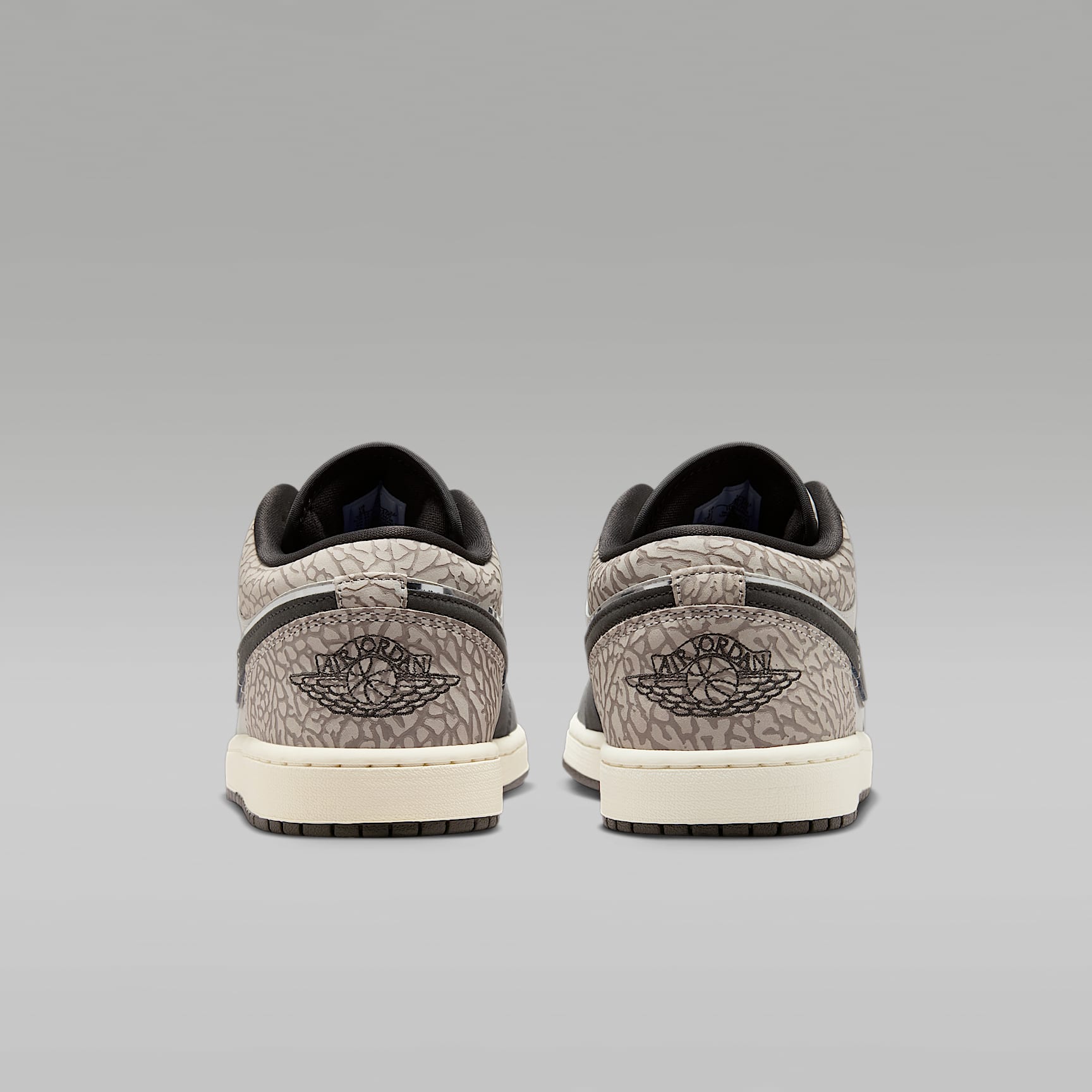 Air Jordan 1 Low SE Herrenschuh – Sail/Deep Pewter/Gamma Grey/Game Royal