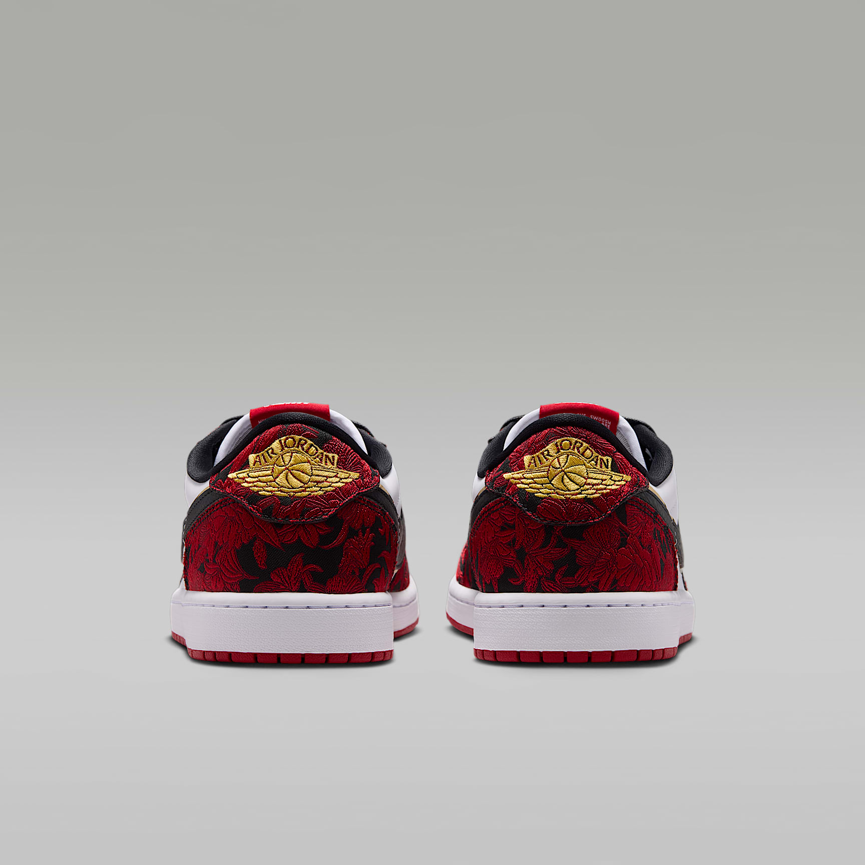 Air Jordan 1 Retro Low OG "Garden" Schuh (Herren) – Schwarz/Summit White/Laser Fuchsia/Varsity Red