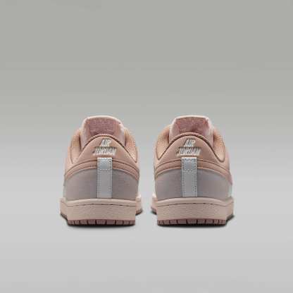 Air Jordan Skyline Low Damenschuh – Summit White/Sail/Legend Medium Brown