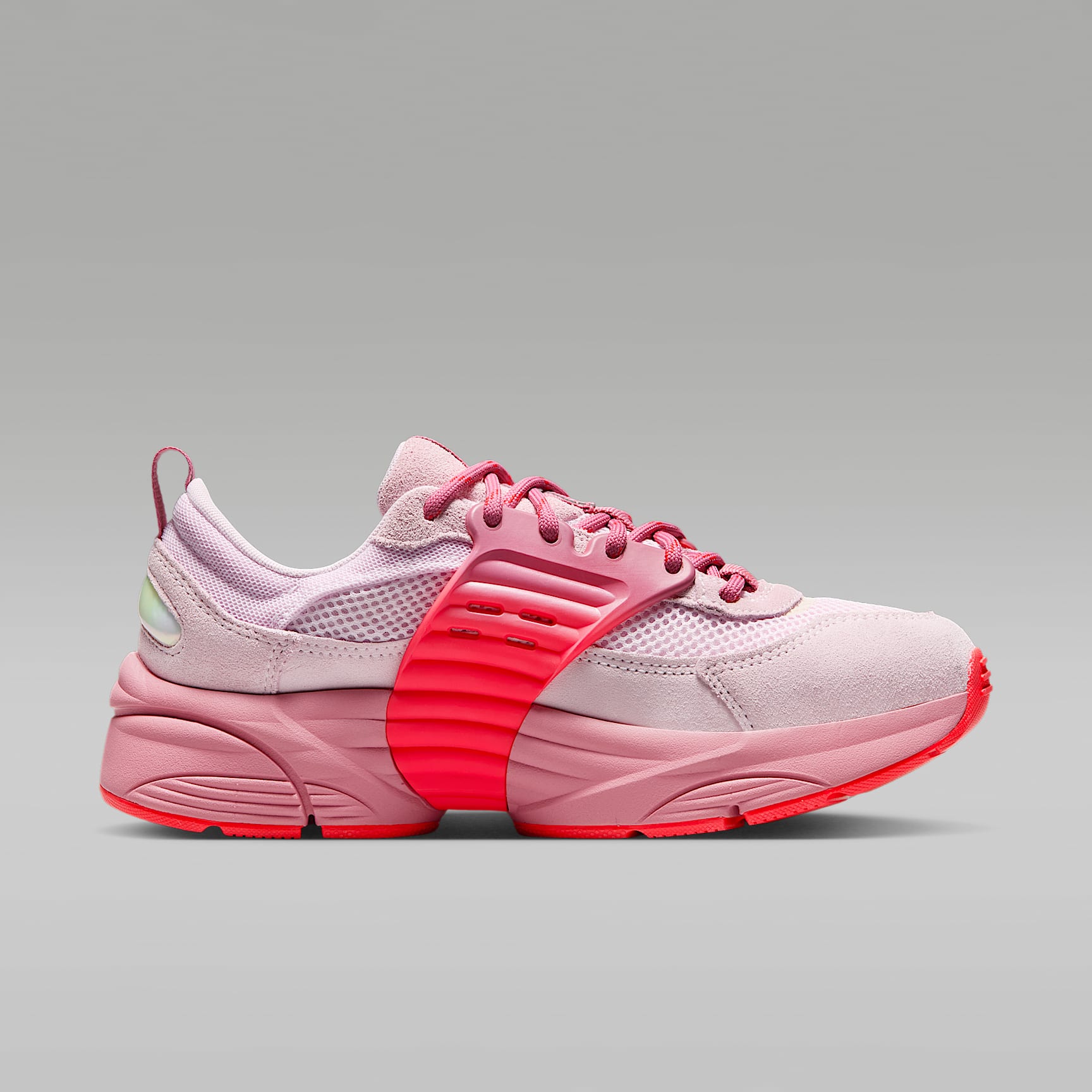 Jordan Trunner O/S Damenschuhe – Regal Pink/Desert Berry/Track Red