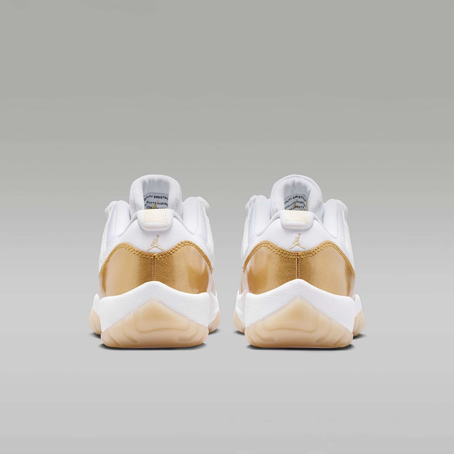 Air Jordan 11 Low "Mother's Day" Schuh (Damen) – Weiß/Team Gold/Metallic Gold