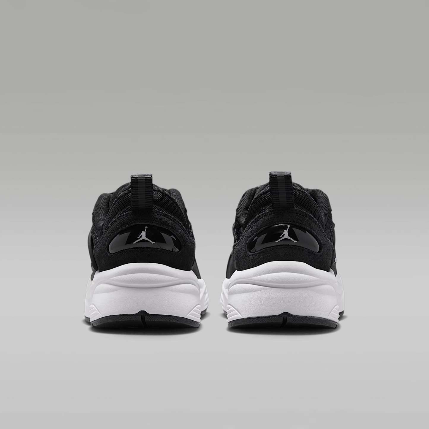 Jordan Trunner O/S Schuhe (Herren) – Schwarz/Weiß