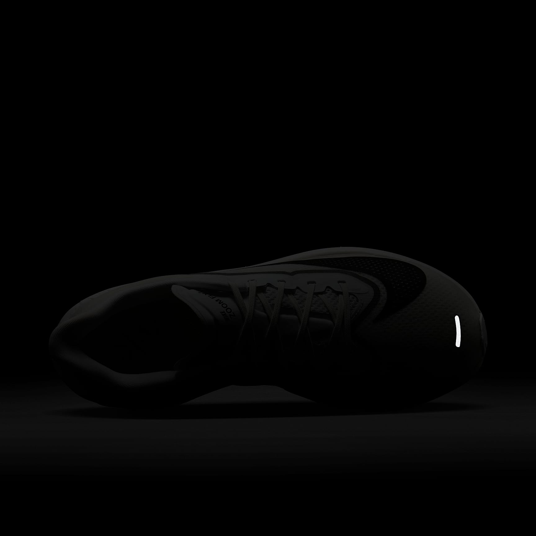 Nike Zoom Fly 6 Straßenlaufschuh für Wettkämpfe (Herren) – Weiß/Smoke Grey/Metallic Silver/Schwarz
