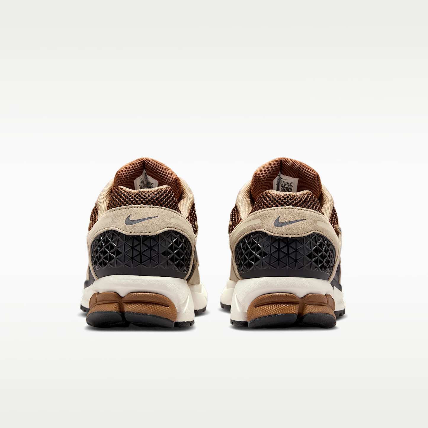 Nike Zoom Vomero 5 Herrenschuh – Light British Tan/British Khaki/Linen/Dark Smoke Grey