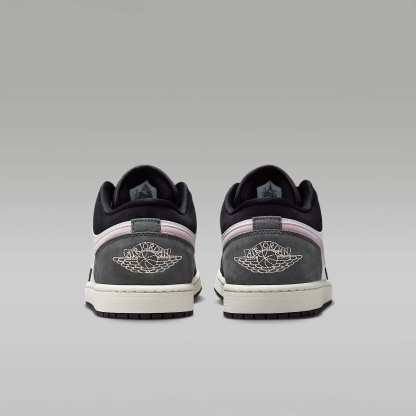 Air Jordan 1 Low SE Herrenschuh – Schwarz/Iron Grey/Weiß/Iced Carmine