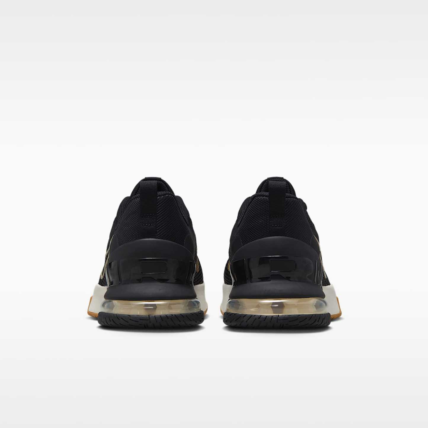Nike Air Max Alpha Trainer 6 Workout-Schuh (Herren) – Schwarz/Sail/Gum Light Brown/Parachute Beige
