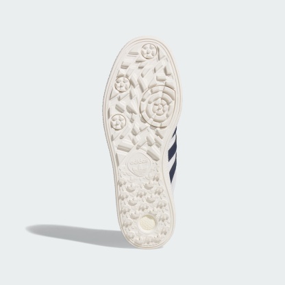 SPEZIAL SPIKELESS GOLFSCHUH – Cloud White / Night Indigo / Team Victory Red – KJ0849