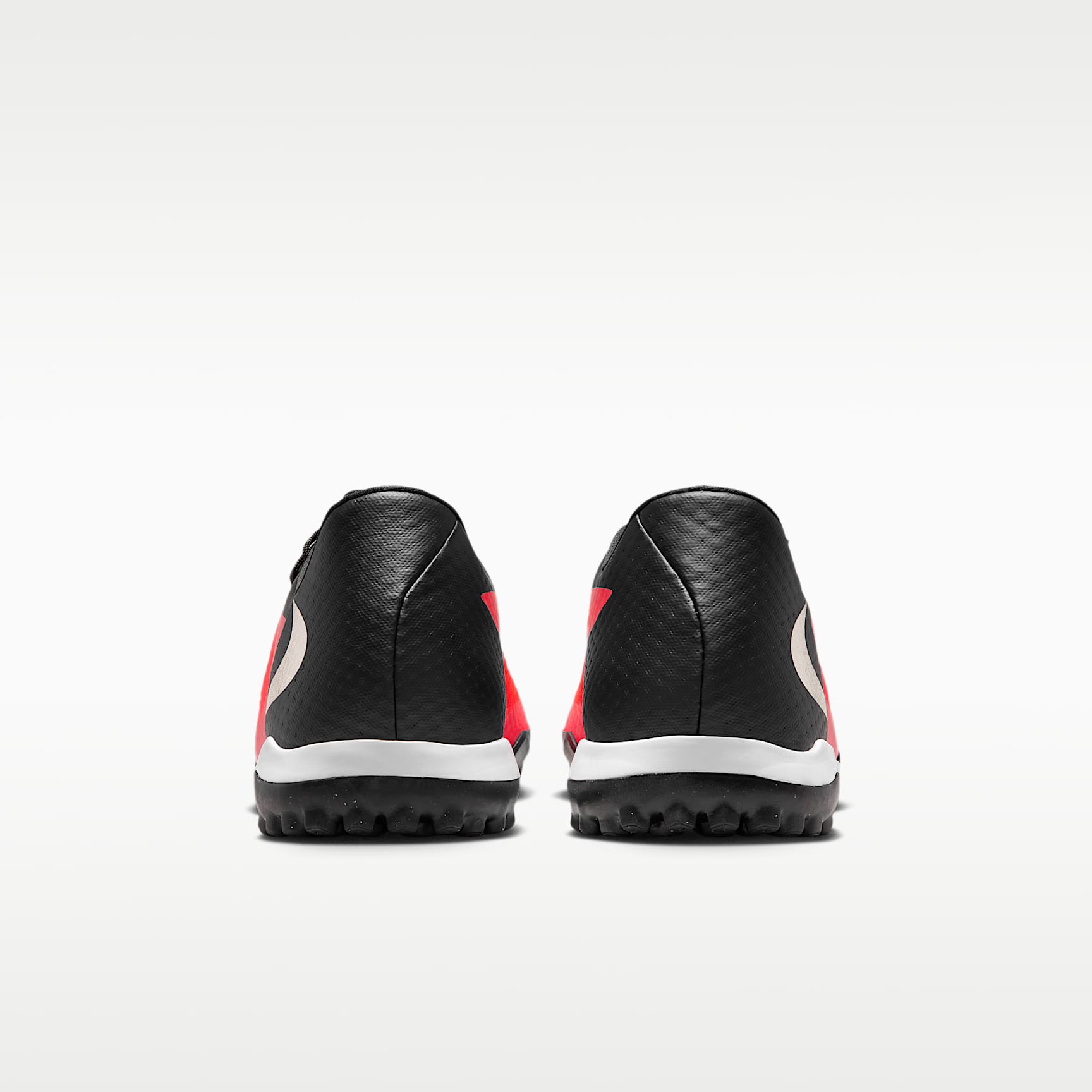 Nike Phantom 6 Low Academy Fußballschuh für Turf – Bright Crimson/Schwarz/Blur