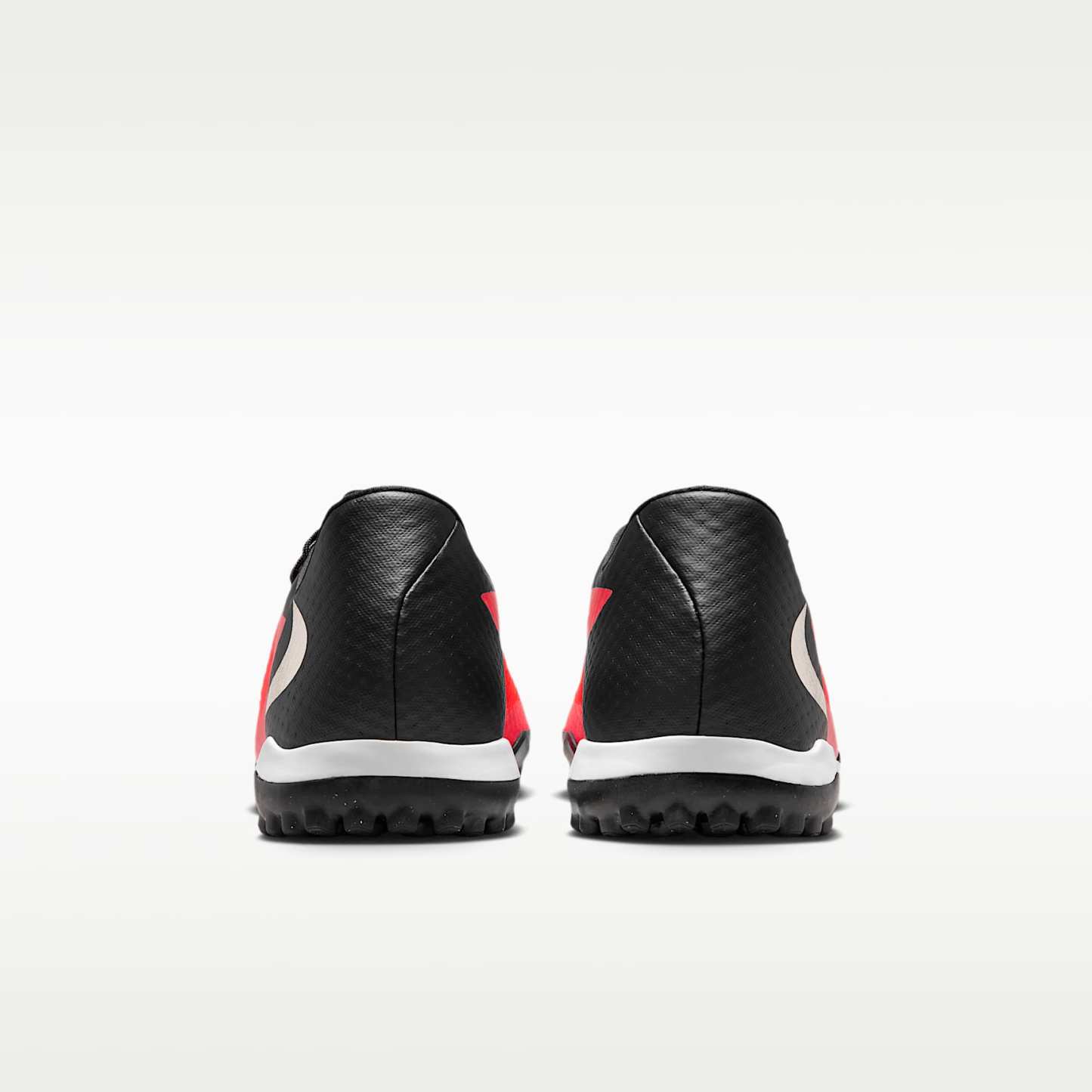 Nike Phantom 6 Low Academy Fußballschuh für Turf – Bright Crimson/Schwarz/Blur