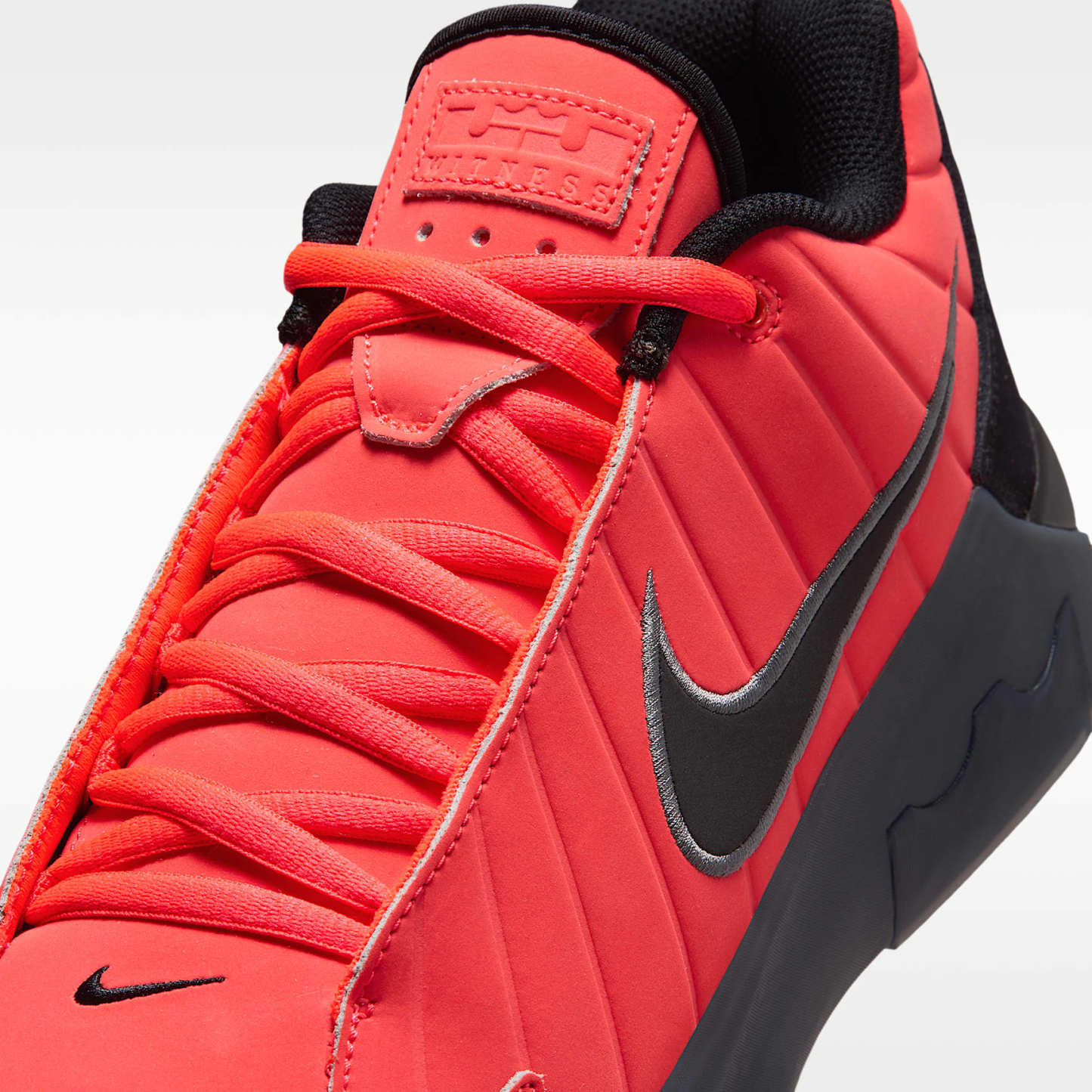LeBron Witness 9 Basketballschuh – Bright Crimson/Smoke Grey/Schwarz