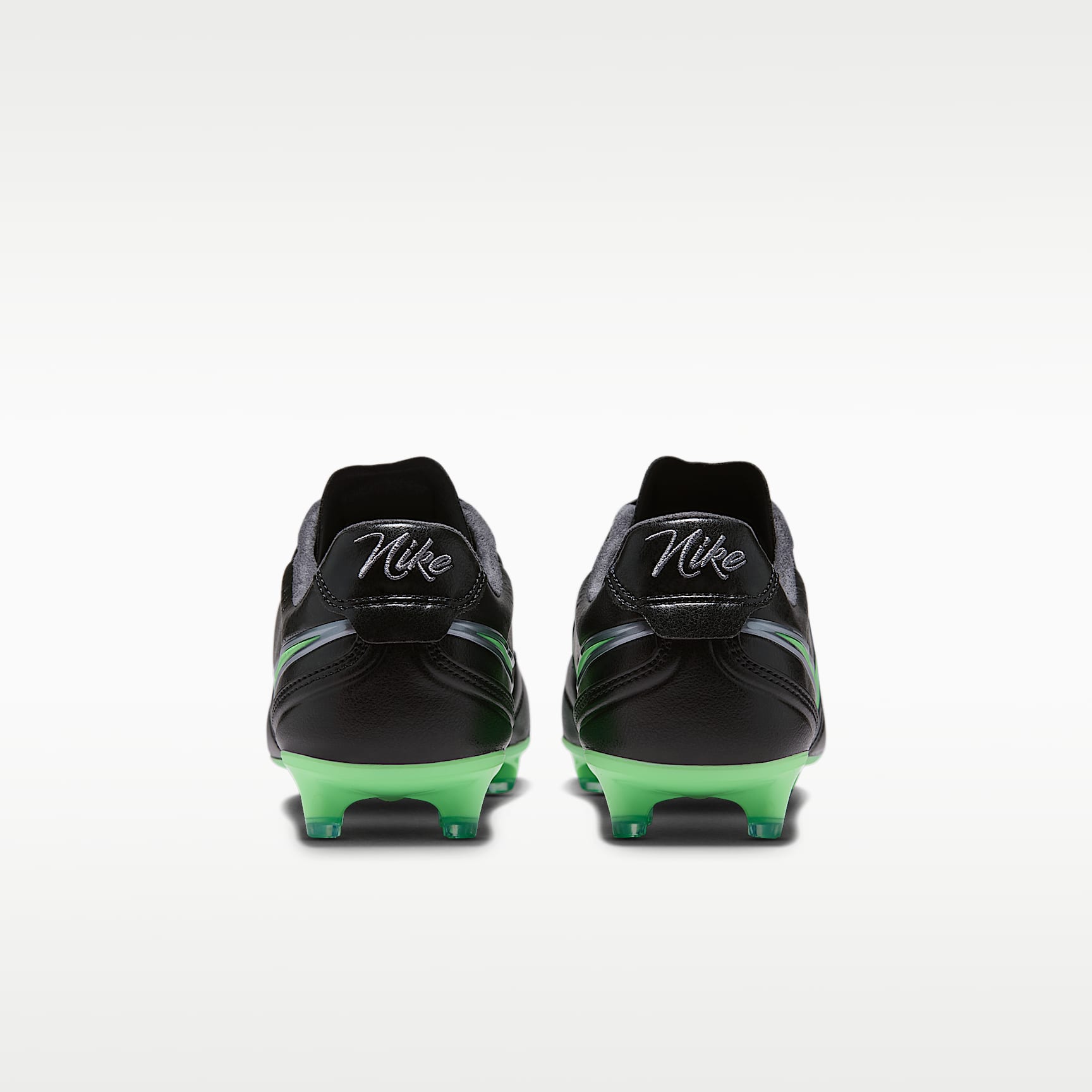 Nike Tiempo Ligera Pro Low-Top-Fußballschuh für normalen Rasen – Schwarz/Schwarz/Illusion Green