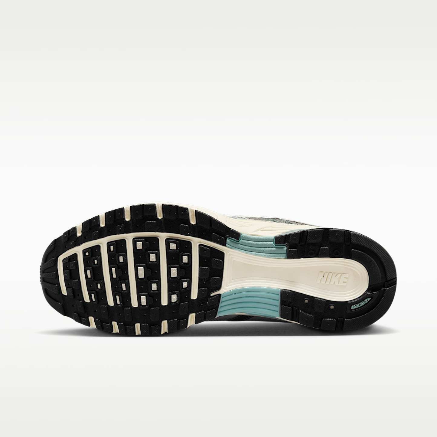 Nike P-6000 Schuh – Flat Pewter/Light Iron Ore/Metallic Silver/Weiß