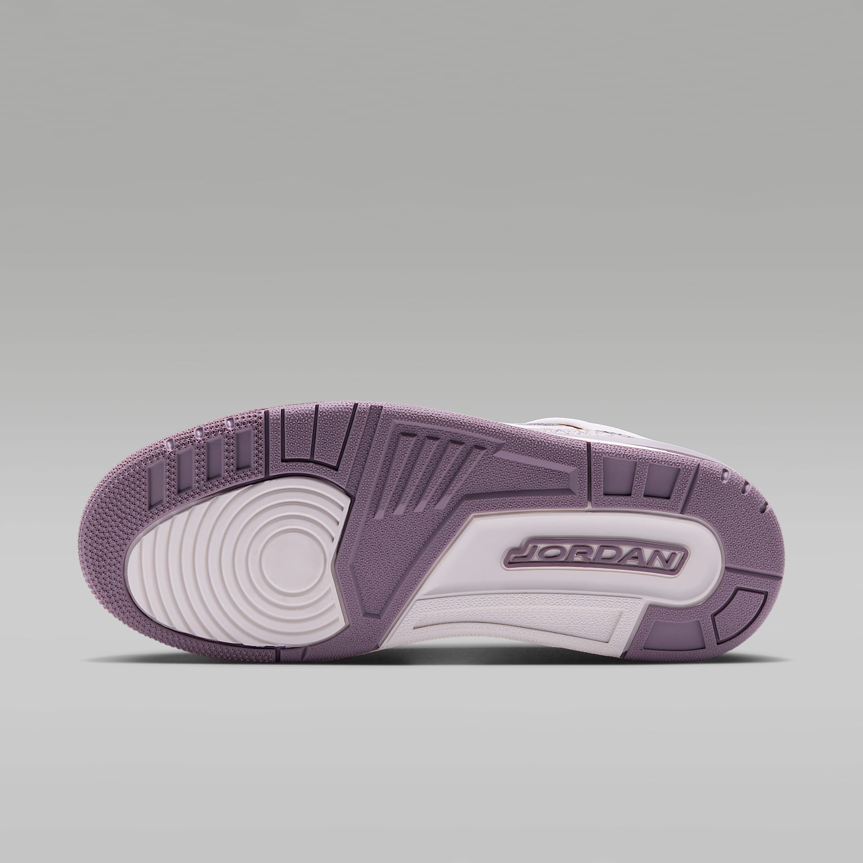 Jordan Spizike Low Schuh (Damen) – Swan/Light Smoke Grey/Purple Smoke