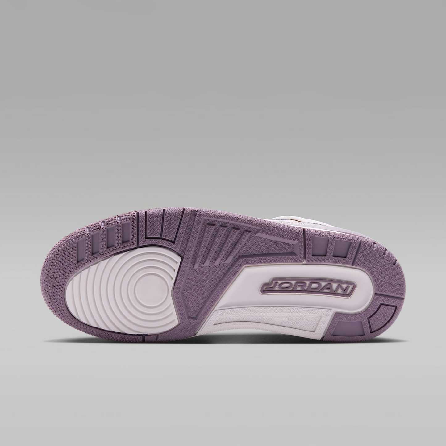 Jordan Spizike Low Schuh (Damen) – Swan/Light Smoke Grey/Purple Smoke