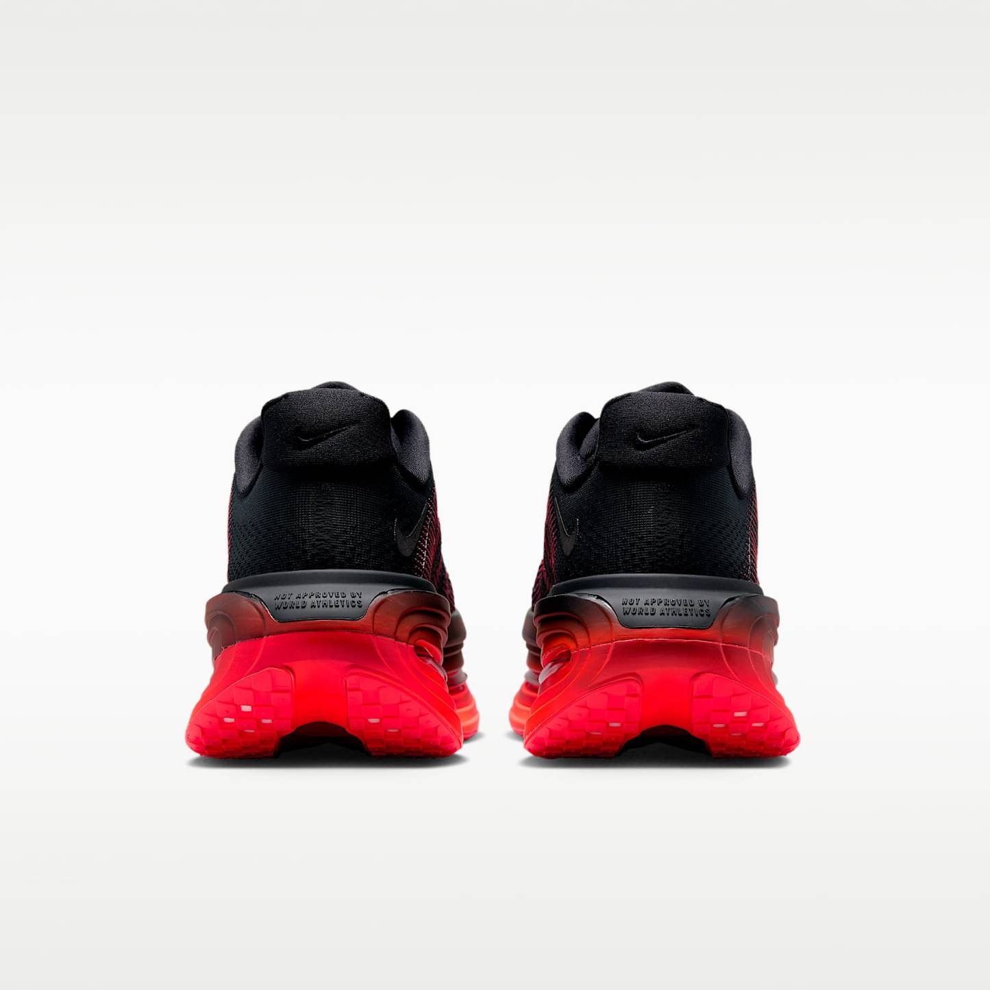 Nike Vomero Premium Straßenlaufschuh (Herren) – Schwarz/Bright Crimson/Schwarz