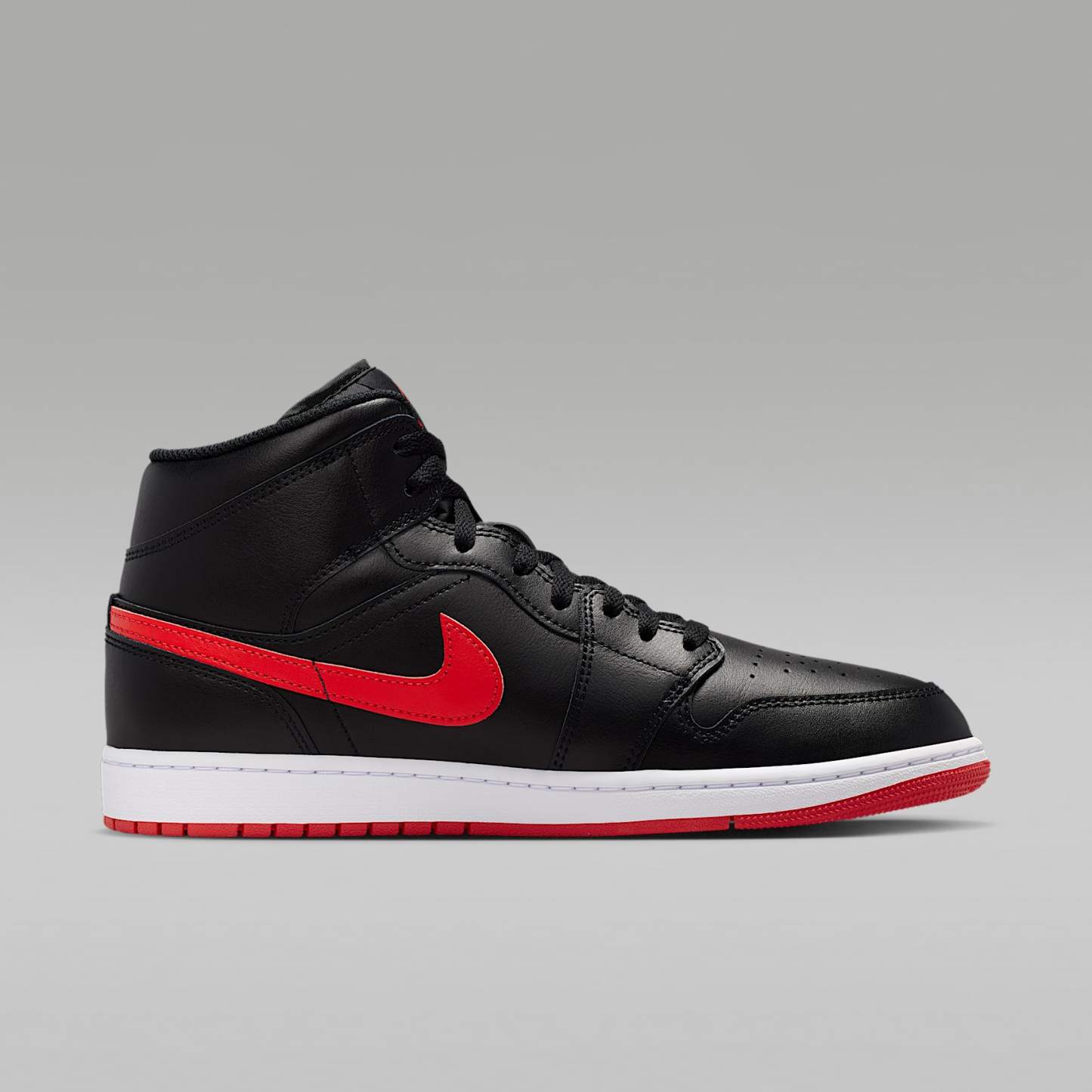 Air Jordan 1 Mid Herrenschuh – Schwarz/Weiß/University Red