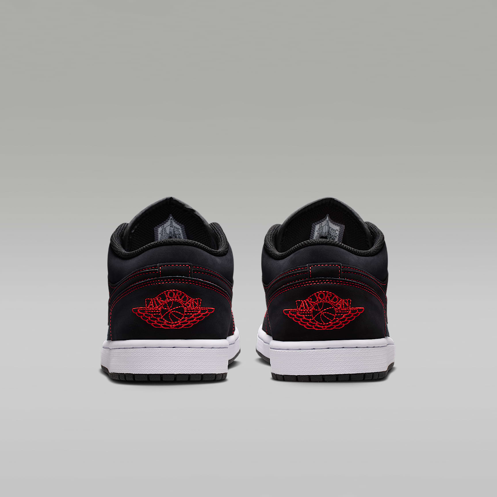 Air Jordan 1 Low Herrenschuh – Schwarz/Weiß/University Red