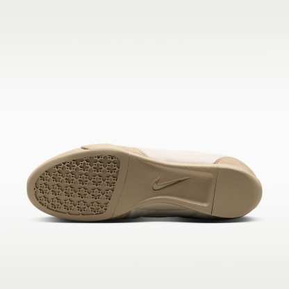 Nike Sprint Sister Schuh (Damen) – Linen/Sail/Pink Foam/Light Orewood Brown