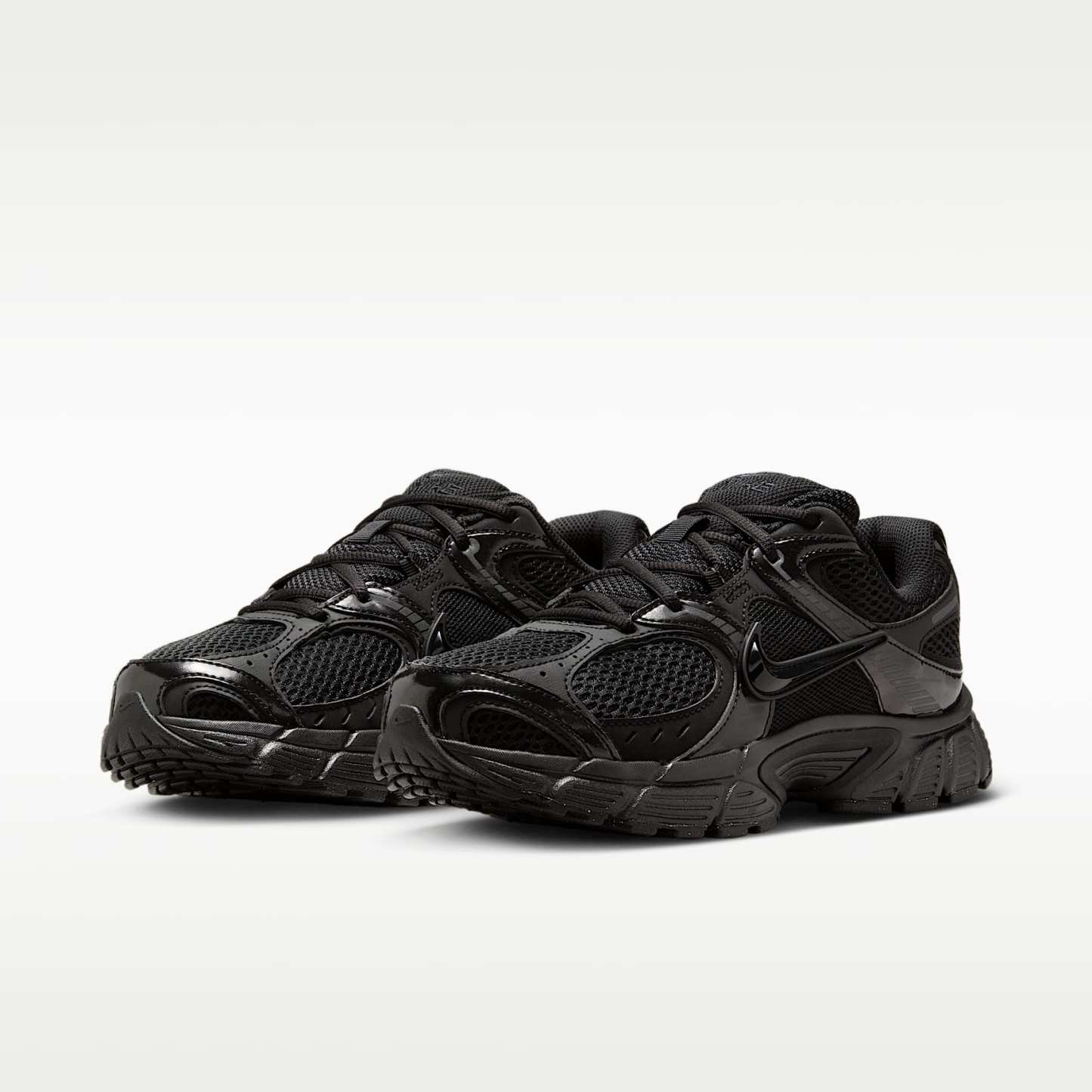 Nike V5 RNR Schuh mit reflektierenden Akzenten (Damen) – Schwarz/Anthracite/Schwarz