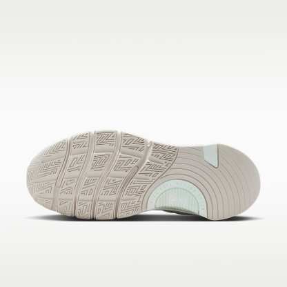 Nike Free Metcon 7 SE Trainingsschuhe (Damen) – Sail/Light Orewood Brown/Barely Green