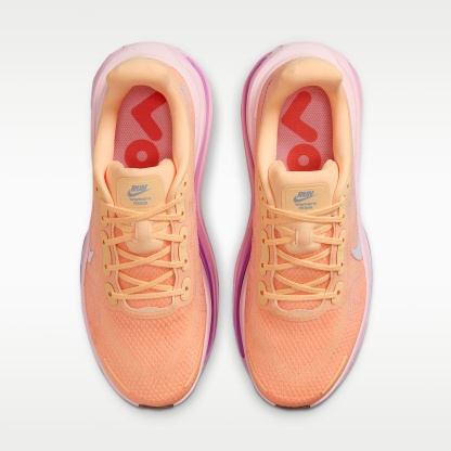 Nike Vomero Premium Straßenlaufschuh (Damen) – Tangerine Tint/Bright Crimson/Pink Foam/Tattoo