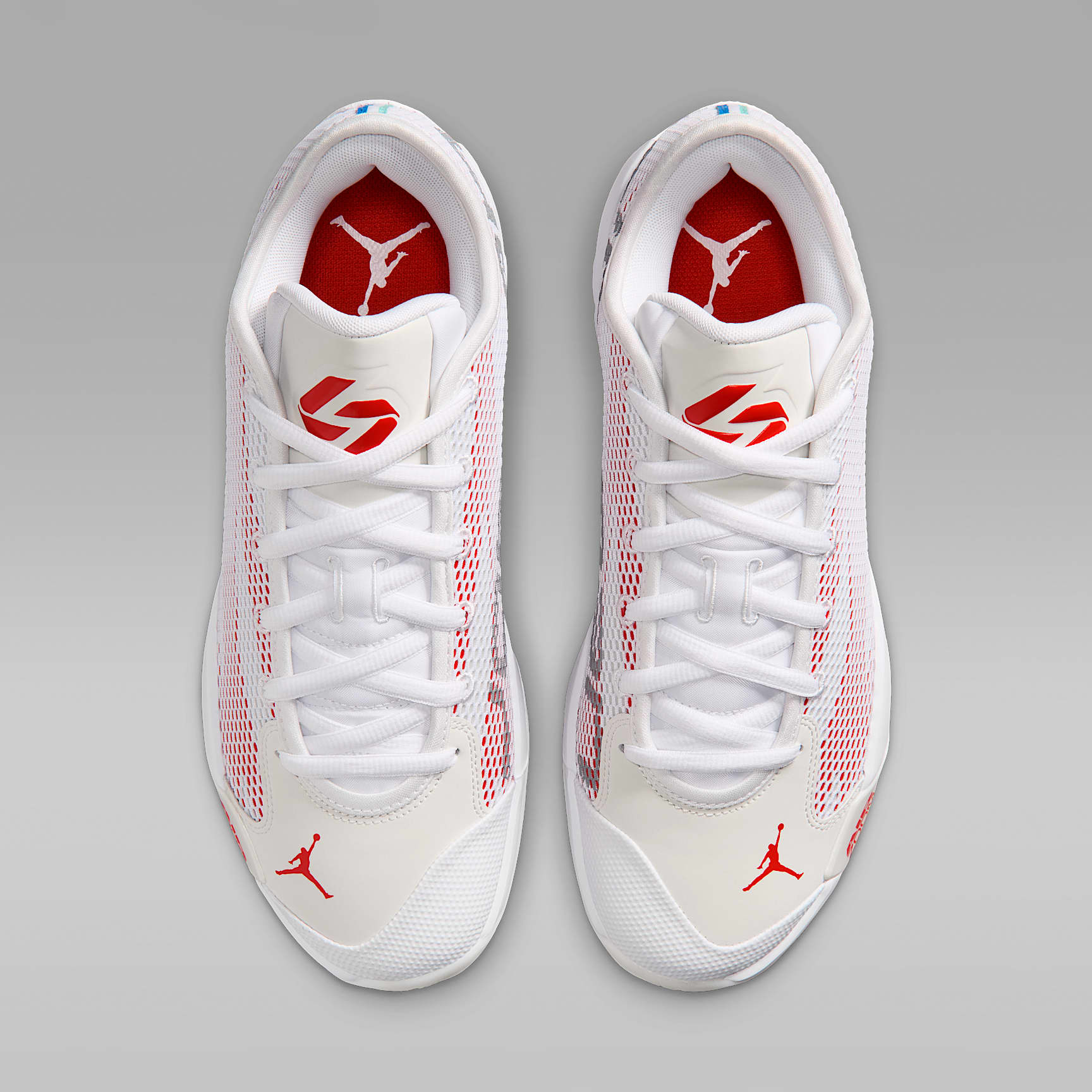 Luka 77 Basketballschuh – Weiß/Swan/Picante Red