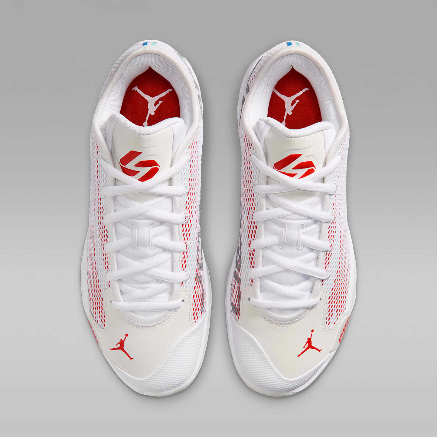 Luka 77 Basketballschuh – Weiß/Swan/Picante Red