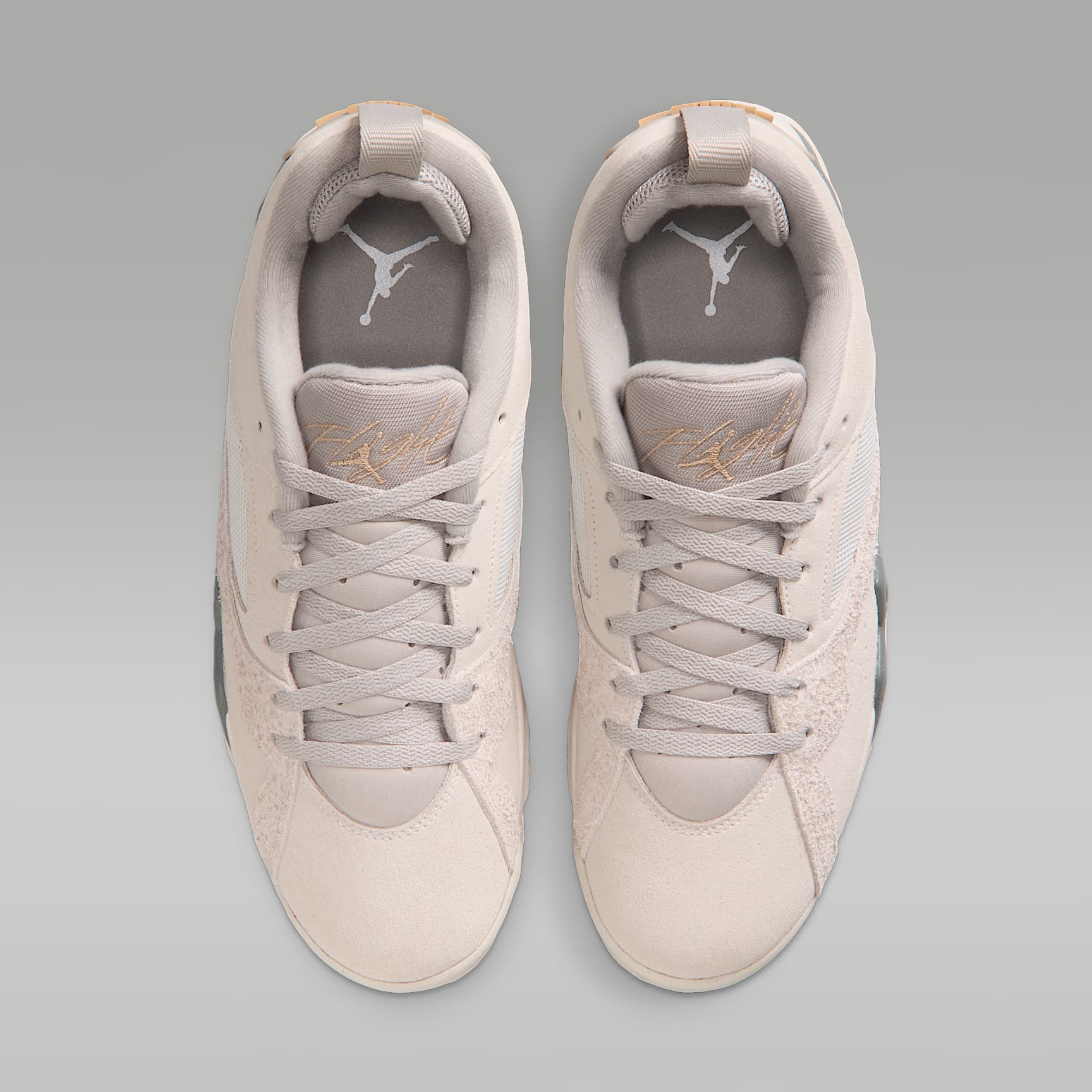 Air Jordan MVP 92 Schuh (Herren) – Swan/Light Iron Ore/Phantom/Legend Medium Brown