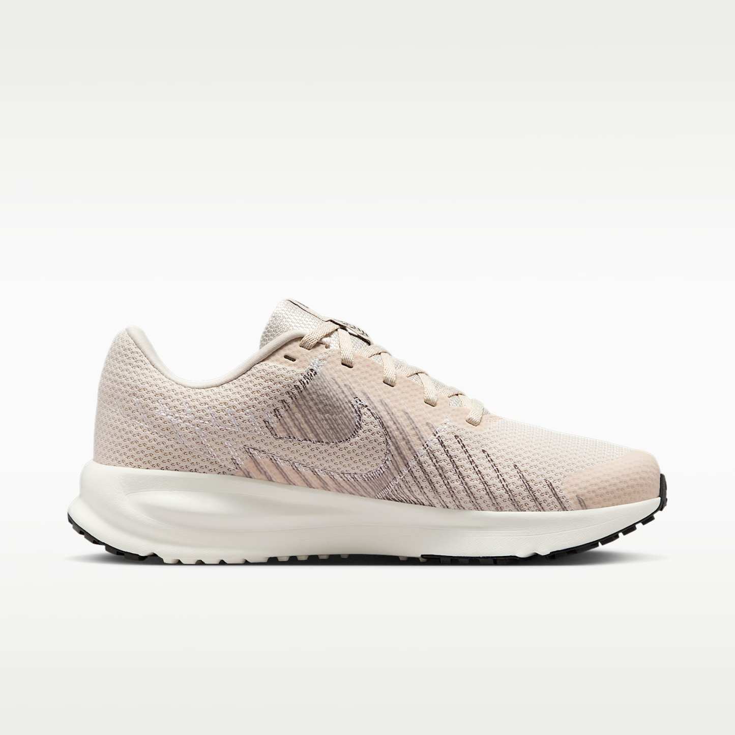 Nike Run Defy Straßenlaufschuh (Damen) – Light Orewood Brown/Cave Stone/Weiß/College Grey