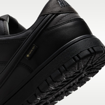 Nike Dunk Low GORE-TEX Herrenschuh – Schwarz/Anthracite/Off Noir