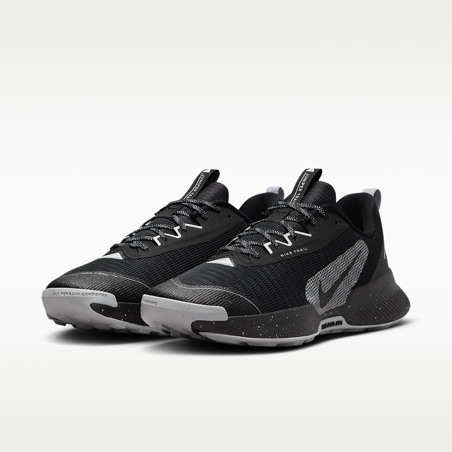Nike Juniper Trail 3 Traillaufschuh (Herren) – Schwarz/Wolf Grey/Photon Dust/Schwarz