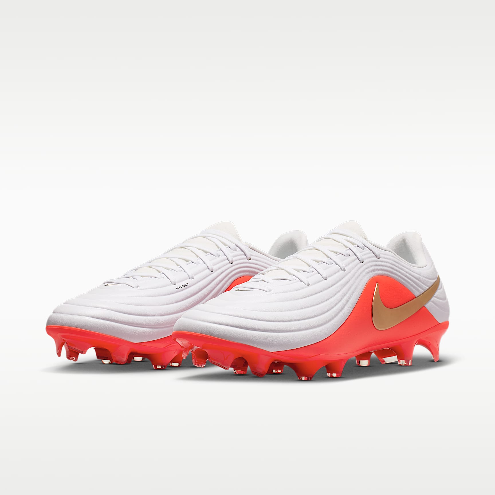Nike Tiempo Maestro Academy Low Top Fußballschuh für verschiedene Böden – Weiß/Bright Crimson/Blur
