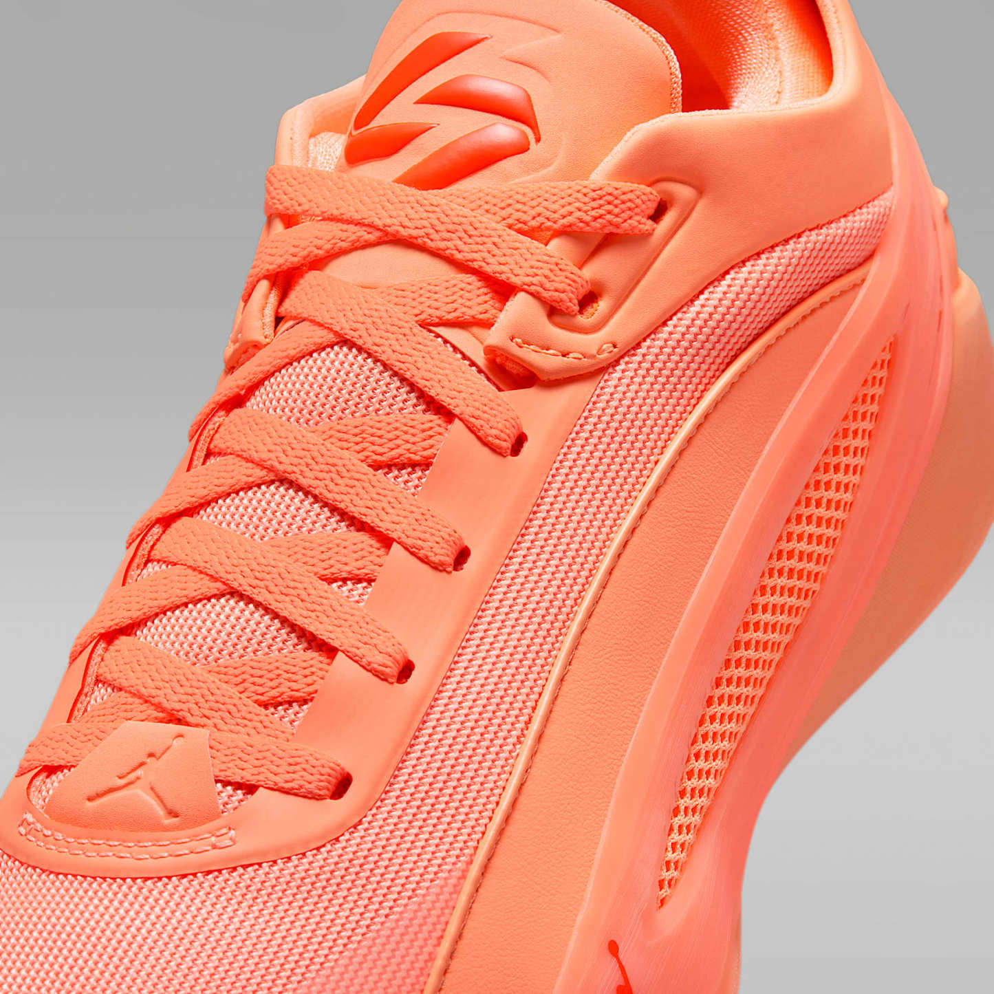 Luka 5 Basketballschuh – Orange Pulse/Hyper Crimson