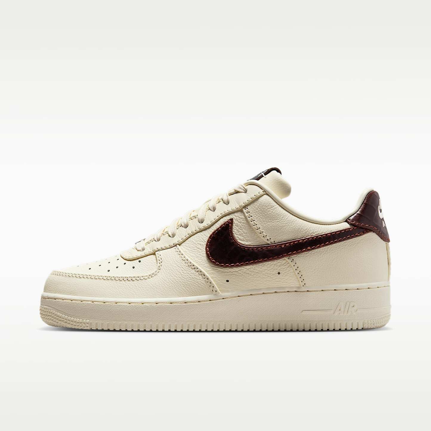 Nike Air Force 1 '07 Herrenschuh – Soft Pearl/Weiß/Ghost