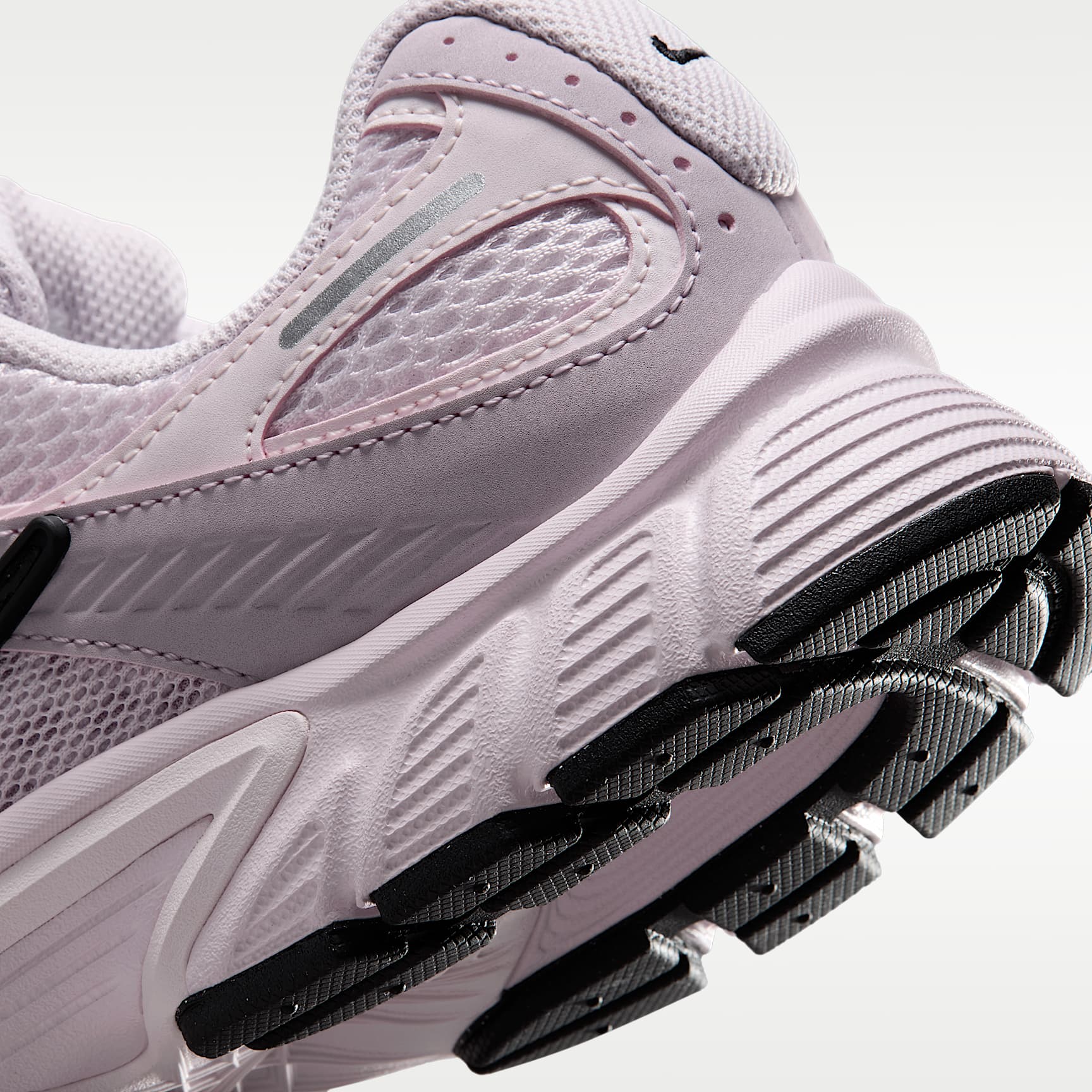 Nike V5 RNR Schuh (Damen) – Bleached Lilac/Iced Lilac/Pearl Pink/Bleached Lilac