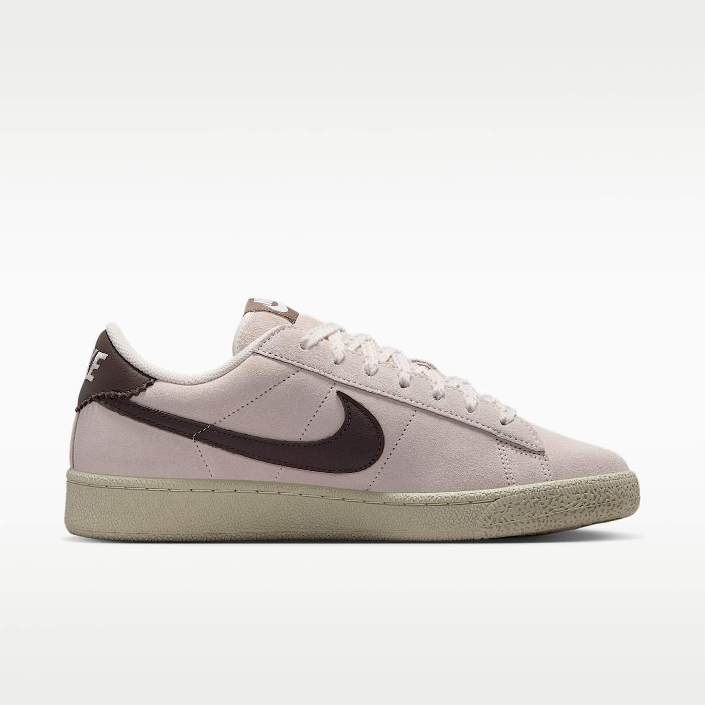 Nike Tennis Classic Damenschuh – Phantom/Light Khaki/Ironstone