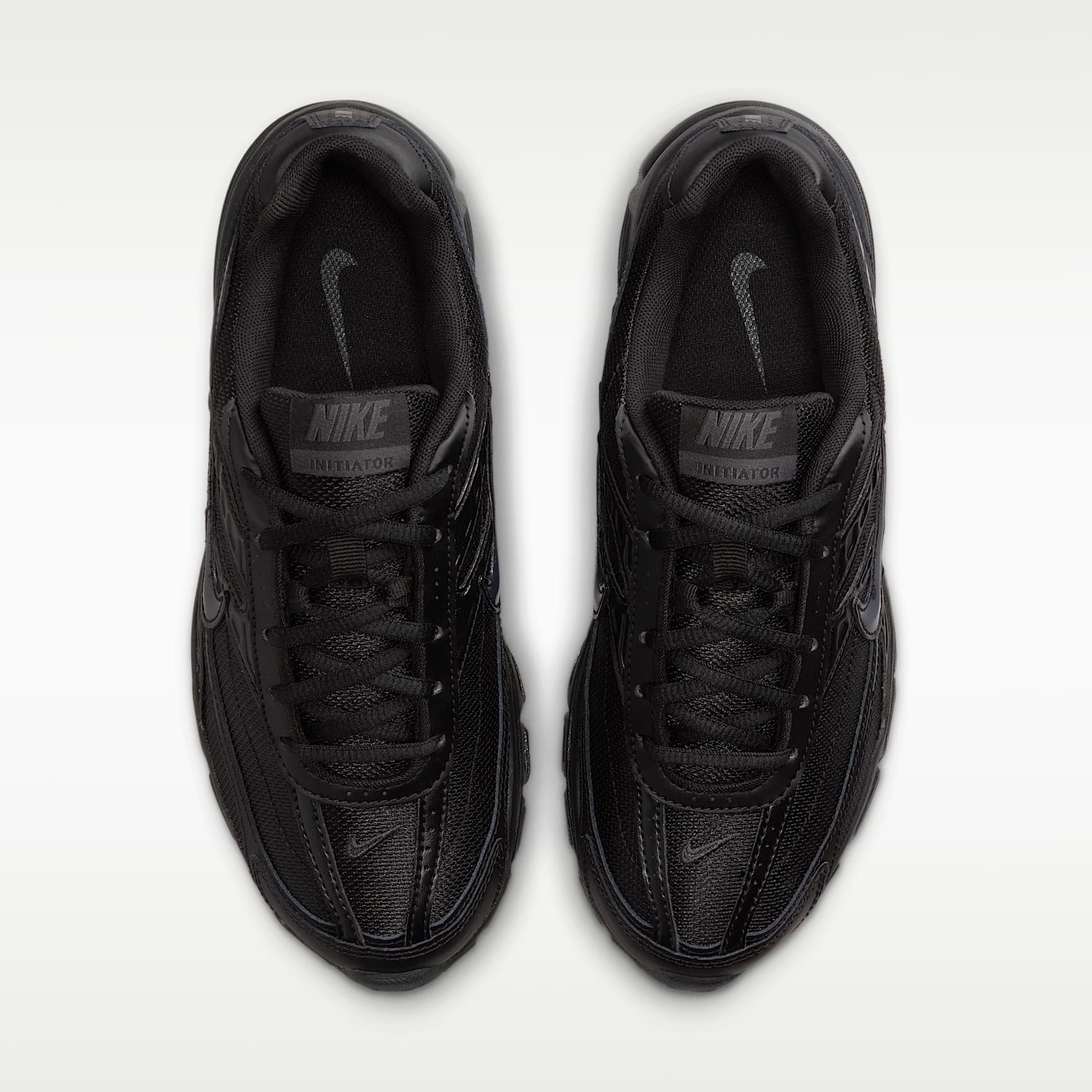 Nike Initiator Damenschuh – Schwarz/Dark Smoke Grey