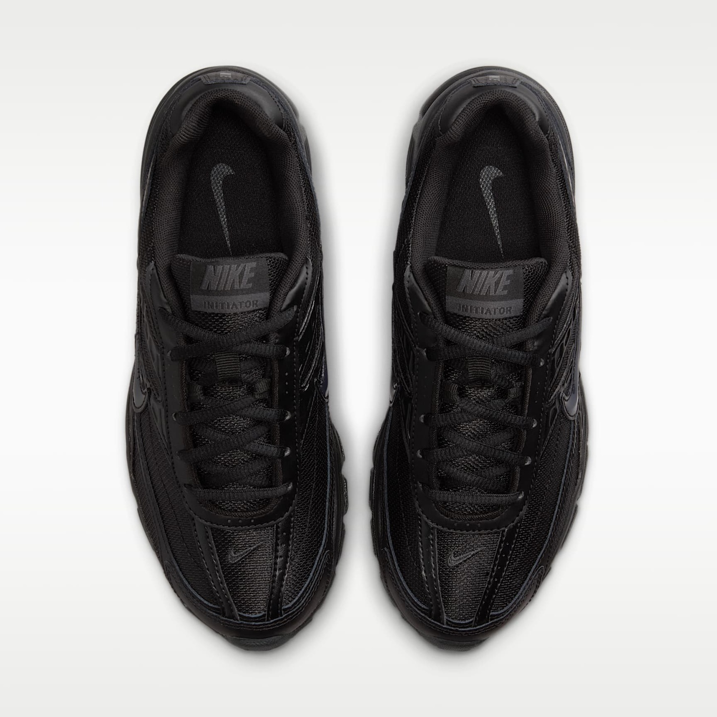 Nike Initiator Damenschuh – Schwarz/Dark Smoke Grey